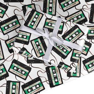 Personalisiertes schwarz-grünes Mixtape-Geschenkpapier