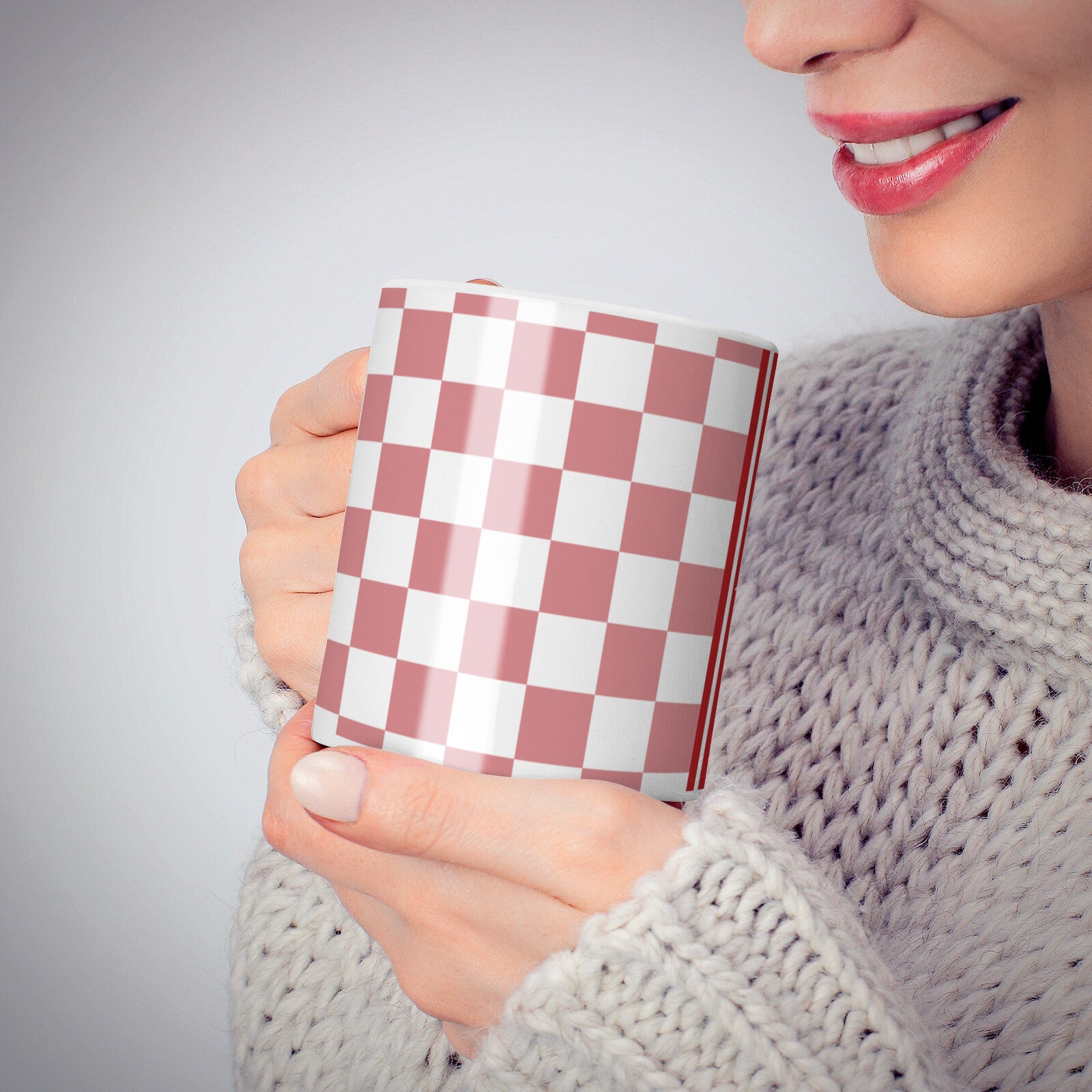 Personalised Checkered 10oz Mug Alternative Image 6