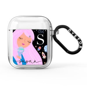 Rosa Space Lady personalisierte AirPods-Hülle