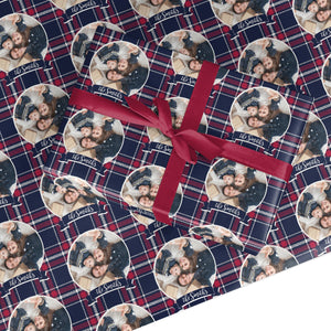 Personalisiertes Geschenkpapier mit Tartan-Weihnachtsfoto